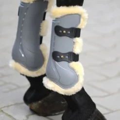 Kavalkade Peesbeschermers Compete 'n Wool Grijs